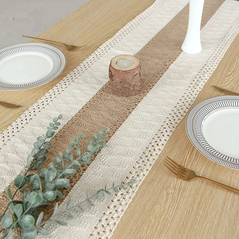 Boho bordsduk – heminredning med tofsar