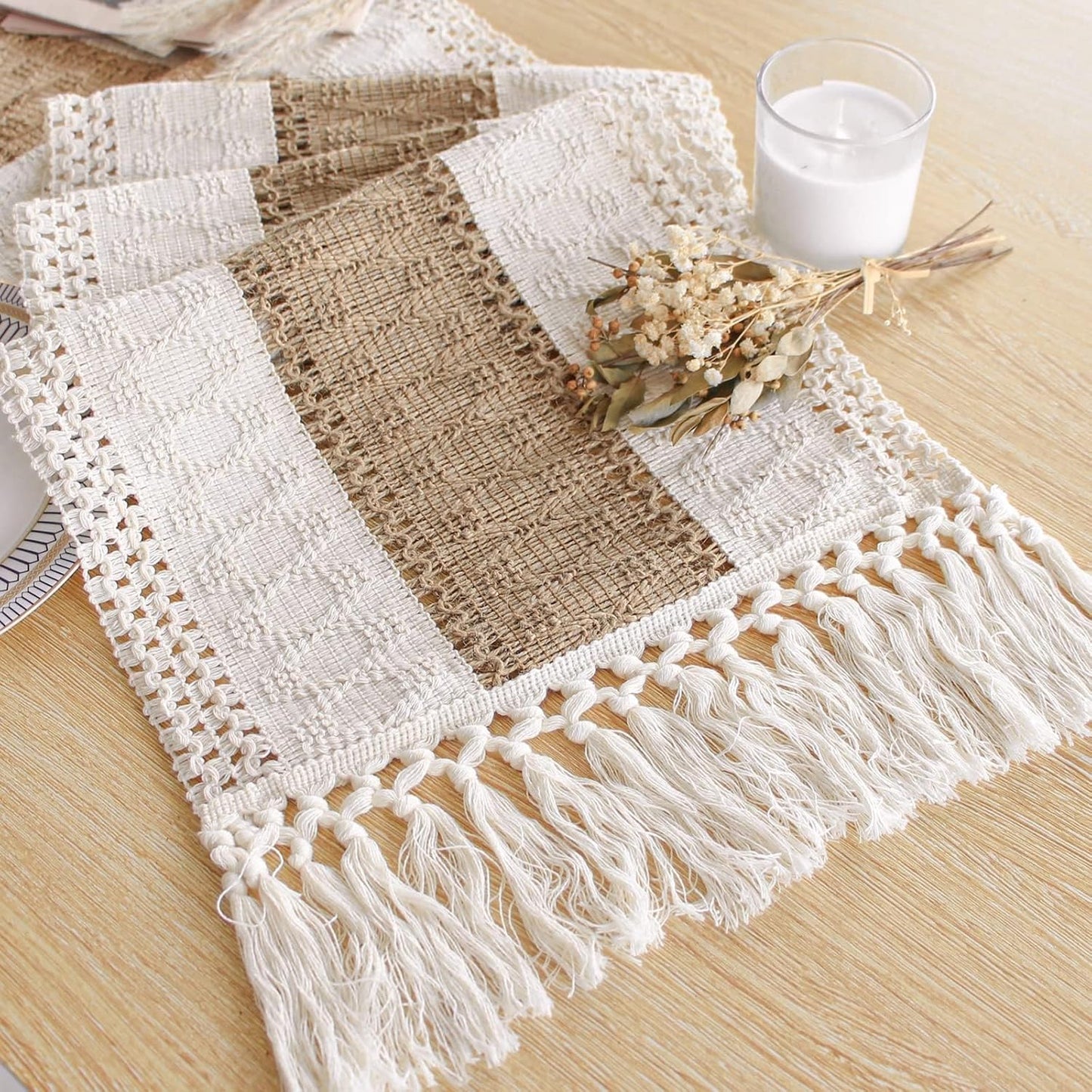 Boho bordsduk – heminredning med tofsar