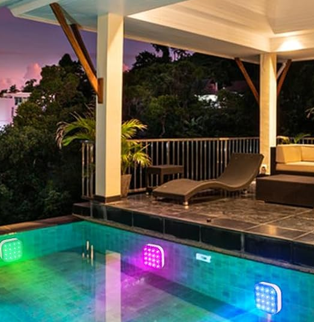 LED-stämningsljus för pool