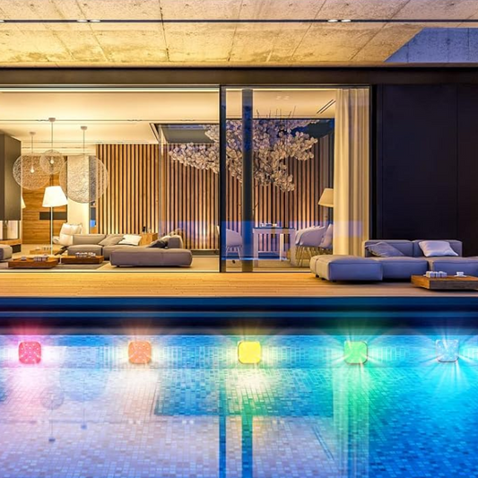 LED-stämningsljus för pool