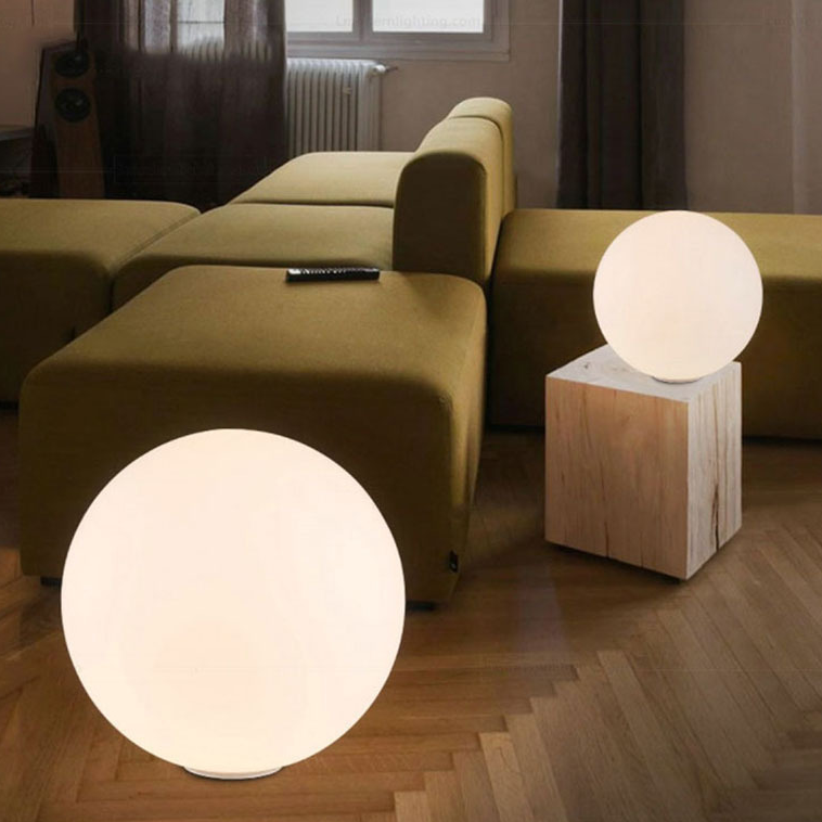Kompakt Bordslampa